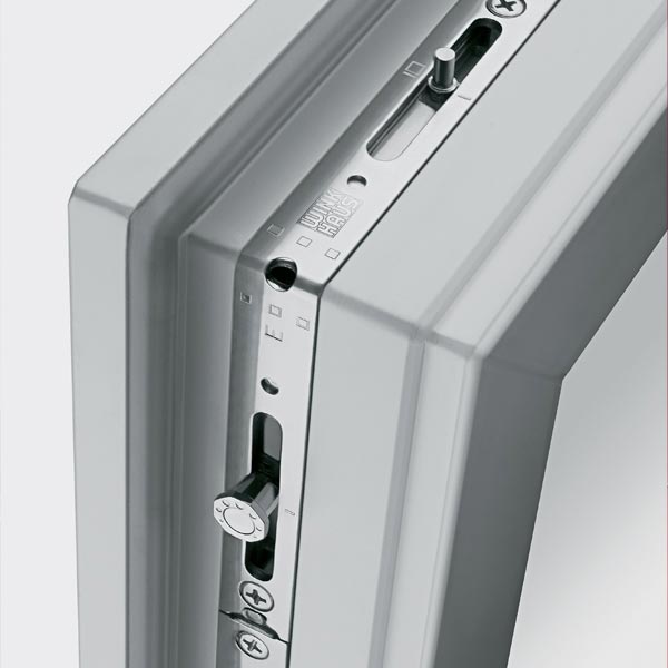 Fensterbeschläge von Winkhaus RC1 / RC2 neuffer.de