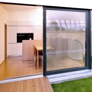 Aluminium tilt and slide doors